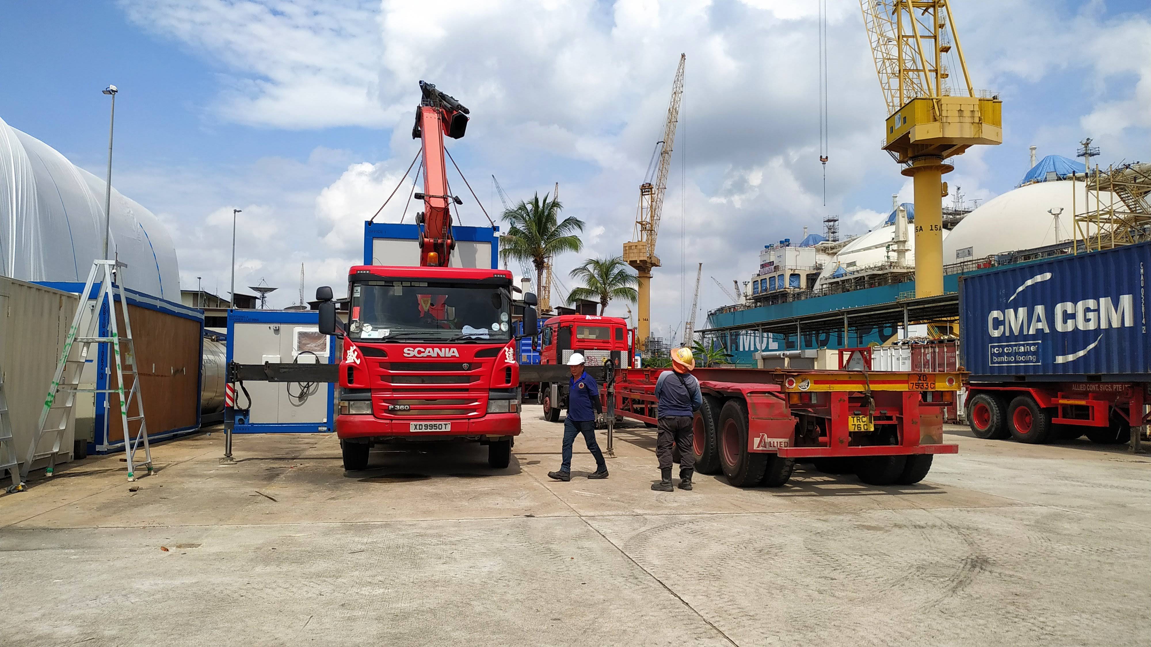 Truck crane operation at a port